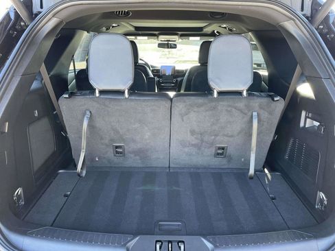 Certified 2023 Ford Explorer ST-Line w/ Class IV Trailer Tow Package image 9