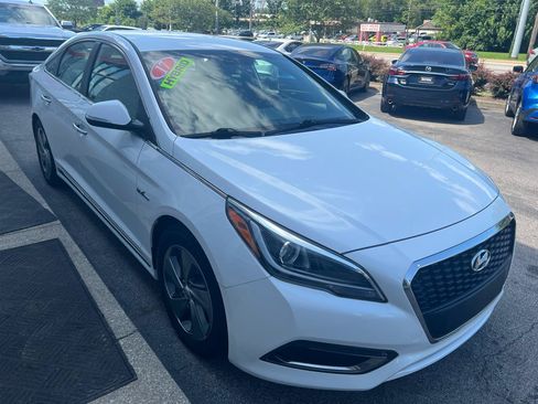 Used 2017 Hyundai Sonata Limited FWD image 9