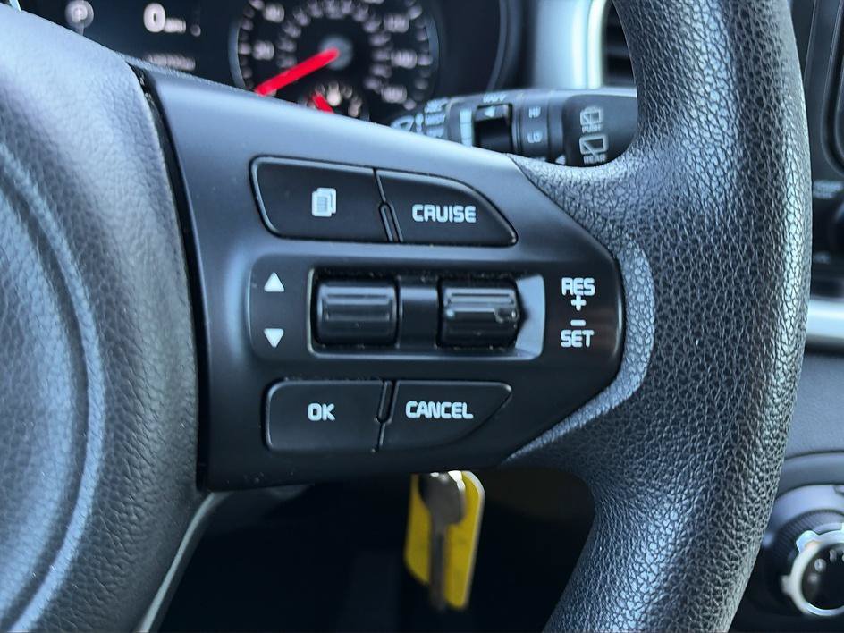 Used 2017 Kia Sorento AWD image 31