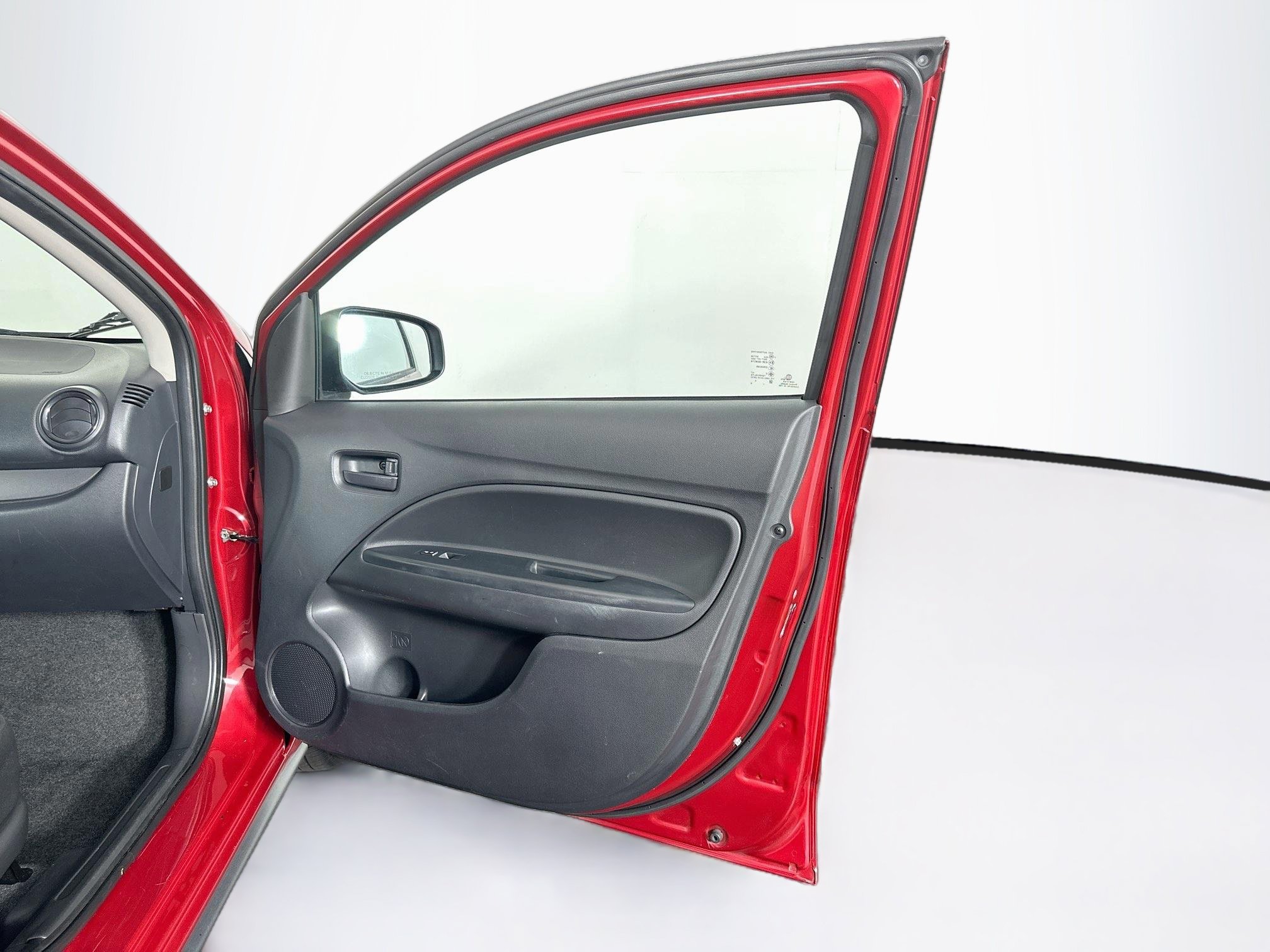 Used 2024 Mitsubishi Mirage ES FWD image 29