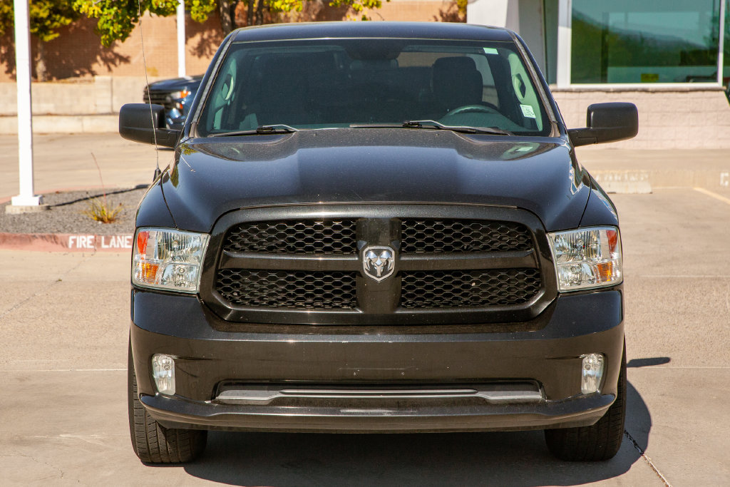 Used 2018 RAM 1500 Express RWD image 3