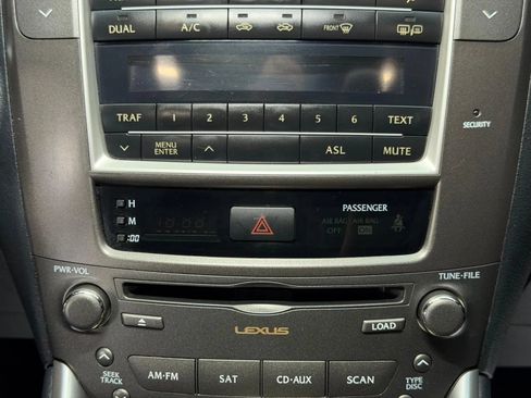 Used 2010 Lexus IS 250C RWD image 30