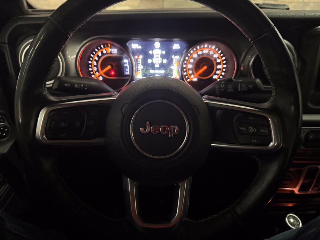 Used 2019 Jeep Wrangler Unlimited Sahara w/ Safety Group AWD/4WD image 17