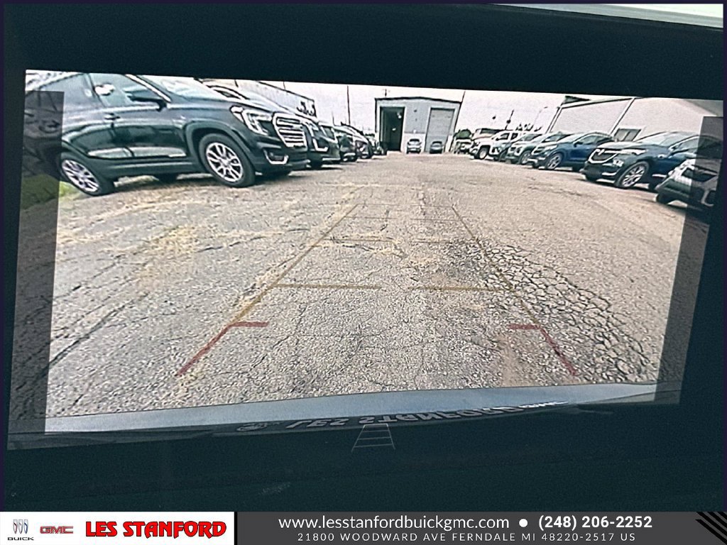 Certified 2025 Buick Encore GX Sport Touring FWD image 29