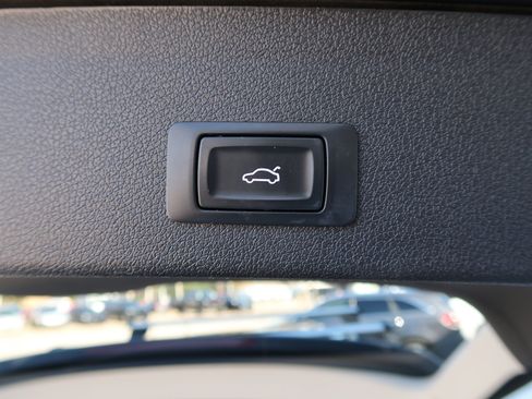 Used 2015 Audi Q5 TDI Premium Plus AWD/4WD image 37