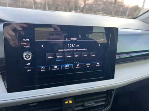 Certified 2025 Volkswagen Taos S image 22