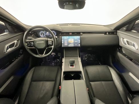 Used 2025 Land Rover Range Rover Velar Dynamic SE image 10