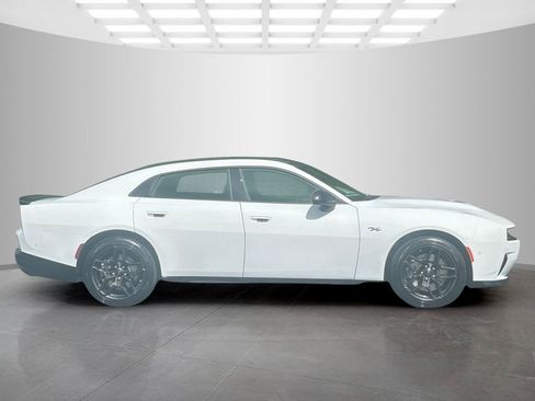 New 2026 Dodge Charger R/T image 6