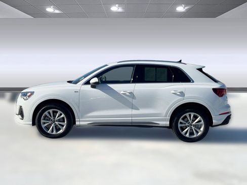 Certified 2025 Audi Q3 2.0T Premium w/ Convenience Package image 2