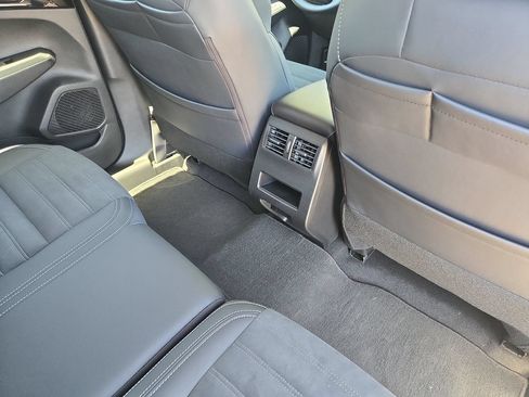 New 2026 Nissan Rogue SL AWD/4WD image 11