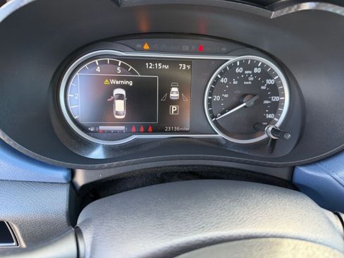 Used 2025 Nissan Versa SV image 38