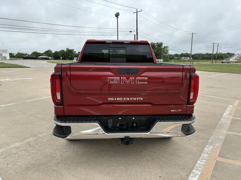 Used 2019 GMC Sierra 1500 SLT RWD image 4