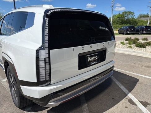 New 2026 Hyundai Ioniq 9 SEL image 11