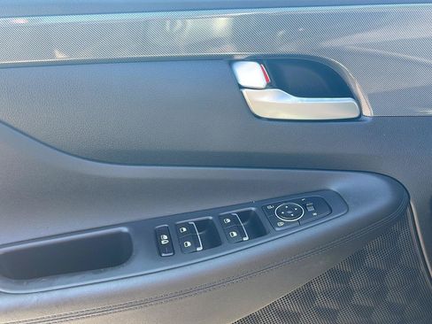 Certified 2023 Hyundai Santa Fe SE AWD/4WD image 19