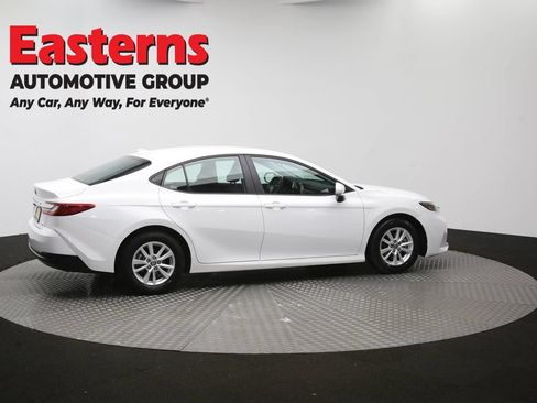 Used 2025 Toyota Camry LE FWD image 41