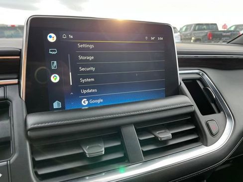 Used 2022 Chevrolet Suburban Z71 w/ Off-Road Capability Package image 58