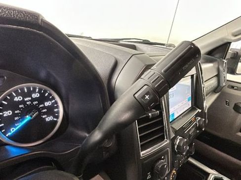 Used 2017 Ford F250 XLT w/ XLT Premium Package AWD/4WD image 21