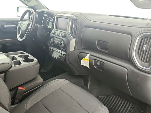 Used 2021 Chevrolet Silverado 1500 LT image 29