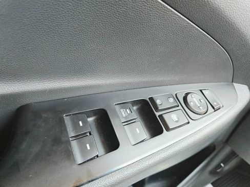 Used 2019 Hyundai Tucson SE FWD image 29