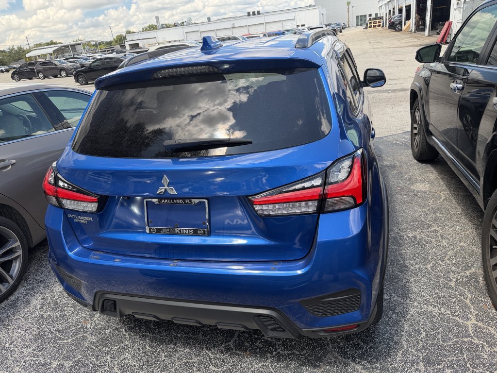 Used 2021 Mitsubishi Outlander Sport ES FWD image 4