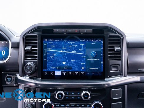 Used 2024 Ford F150 Platinum image 10