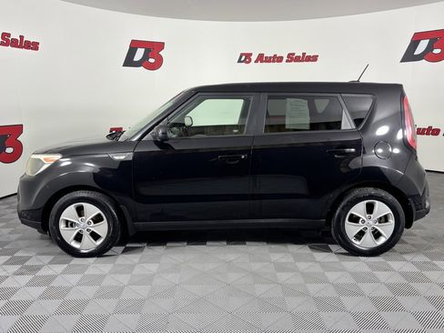 Used 2014 Kia Soul Base image 3