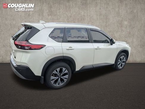 Certified 2023 Nissan Rogue SV w/ SV Premium B Package AWD/4WD image 8