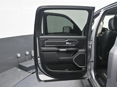 Used 2022 RAM 1500 Laramie RWD image 31