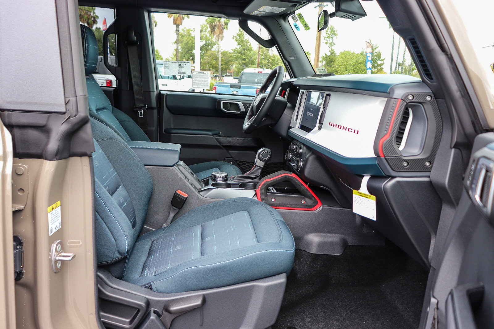 New 2026 Ford Bronco Heritage Edition AWD/4WD image 17