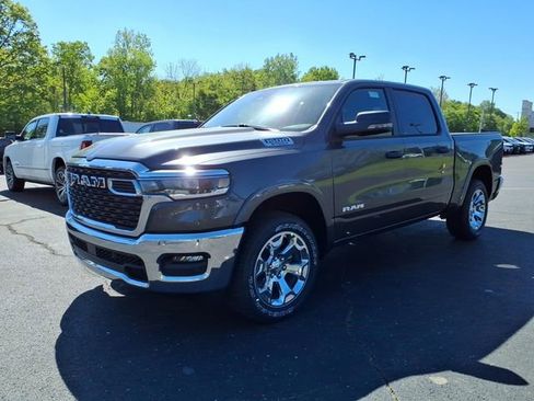 New 2026 RAM 1500 Big Horn AWD/4WD image 3