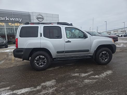 Used 2014 Nissan Xterra PRO-4X w/ Pro-4x Leather Package image 8