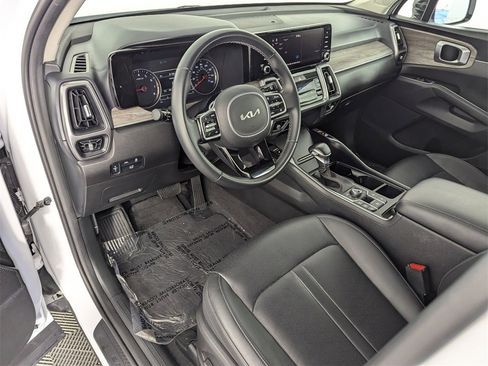 Used 2023 Kia Sorento X-Line EX image 11
