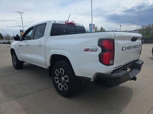 Used 2024 Chevrolet Colorado Z71 w/ Z71 Convenience Package 2 image 7