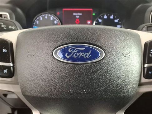 Used 2021 Ford Explorer XLT w/ Equipment Group 202A image 27