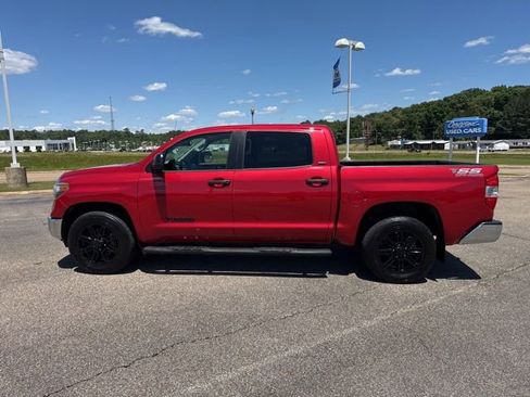 Used 2019 Toyota Tundra SR5 w/ SR5 Upgrade Package RWD image 9