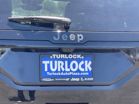 New 2026 Jeep Cherokee Limited AWD/4WD image 6