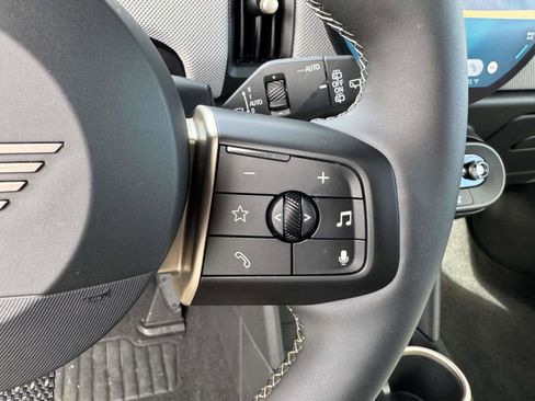 Used 2025 MINI Cooper S image 25