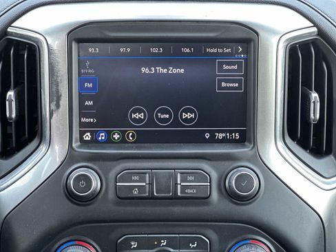 Used 2019 Chevrolet Silverado 1500 LT image 12