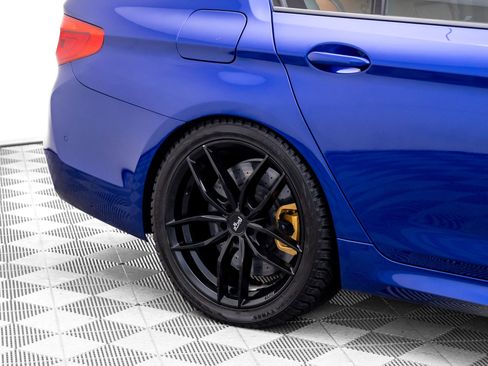 Used 2019 BMW M5 image 36