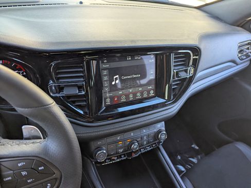 Used 2022 Dodge Durango GT image 23