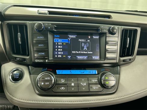 Used 2014 Toyota RAV4 Limited image 14