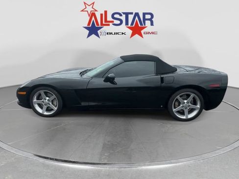 Used 2006 Chevrolet Corvette Convertible w/ Preferred Equipment Group RWD image 4