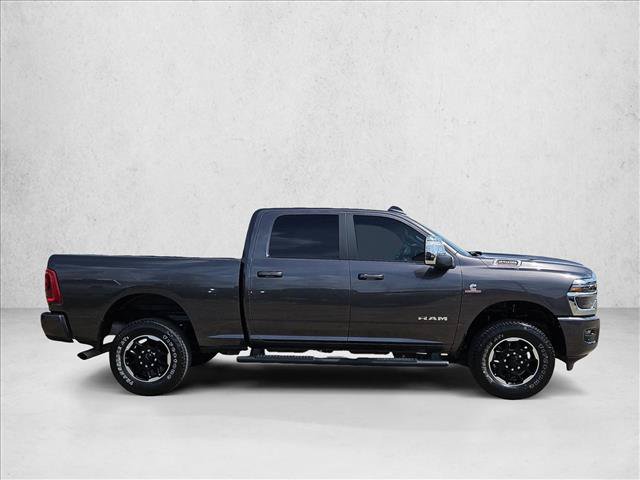 Used 2026 RAM 2500 Laramie AWD/4WD image 4