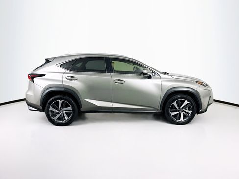 Used 2018 Lexus NX 300 FWD image 10