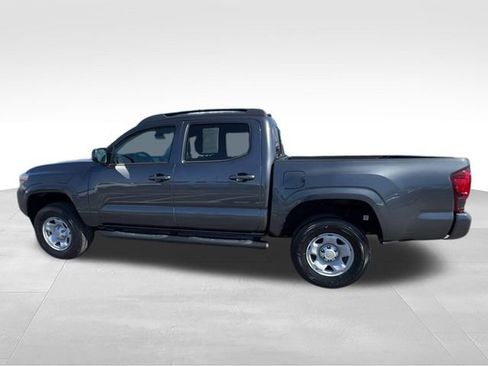 Used 2023 Toyota Tacoma SR AWD/4WD image 5