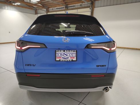 New 2027 Honda HR-V Sport image 11