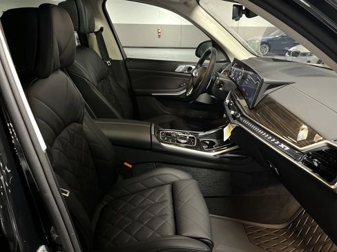 Used 2026 BMW X7 xDrive40i image 26