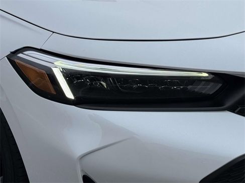 Used 2025 Honda Civic Sport image 8