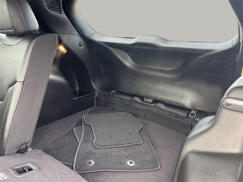 Used 2024 Jeep Compass Latitude image 17