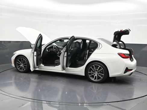 Used 2021 BMW 330i Sedan w/ Convenience Package RWD image 35
